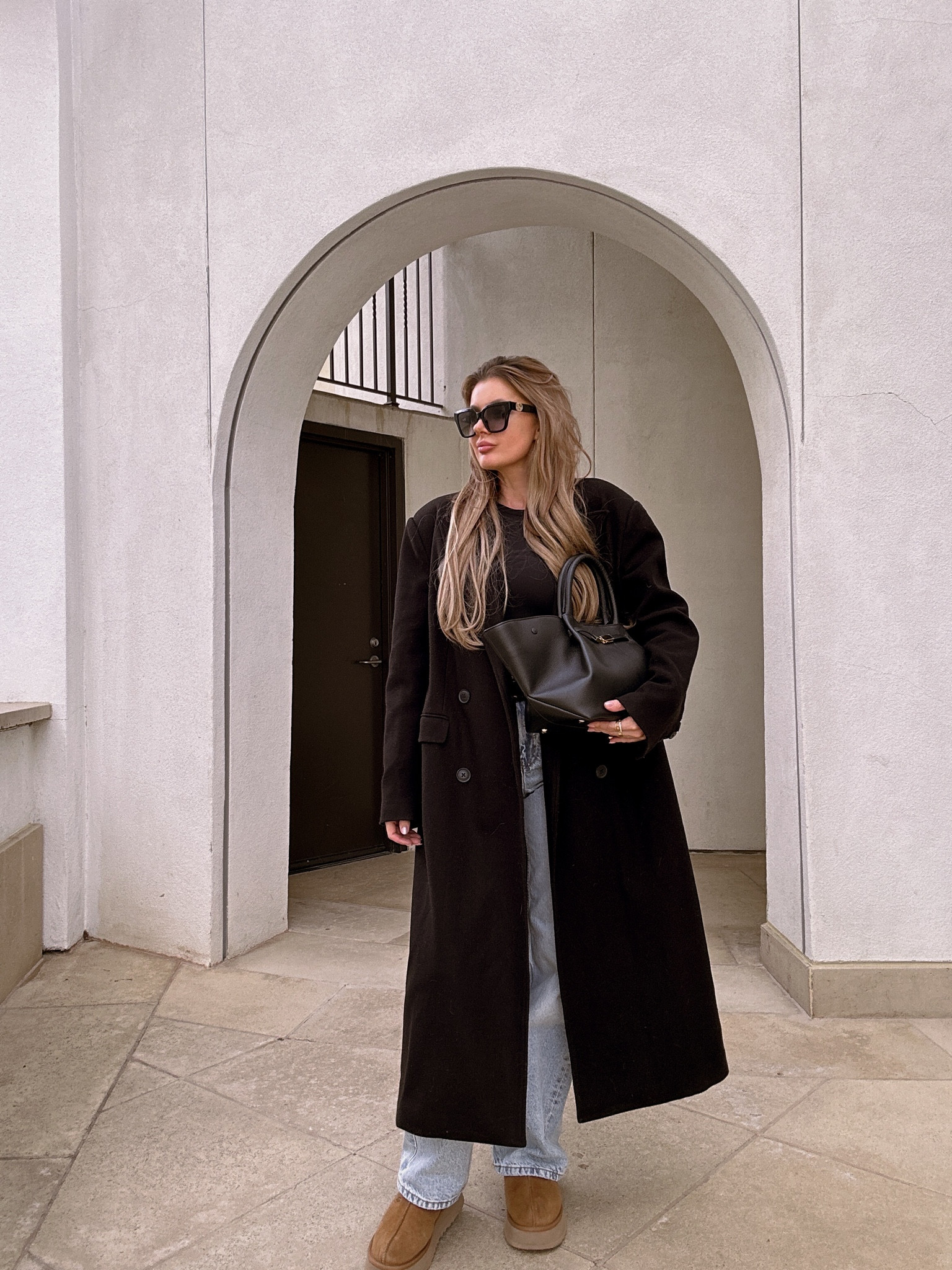 Oversized coat outfit idea #coat #oversizedcoat 

#LTKMostLoved #LTKfindsunder50 #LTKfindsunder100