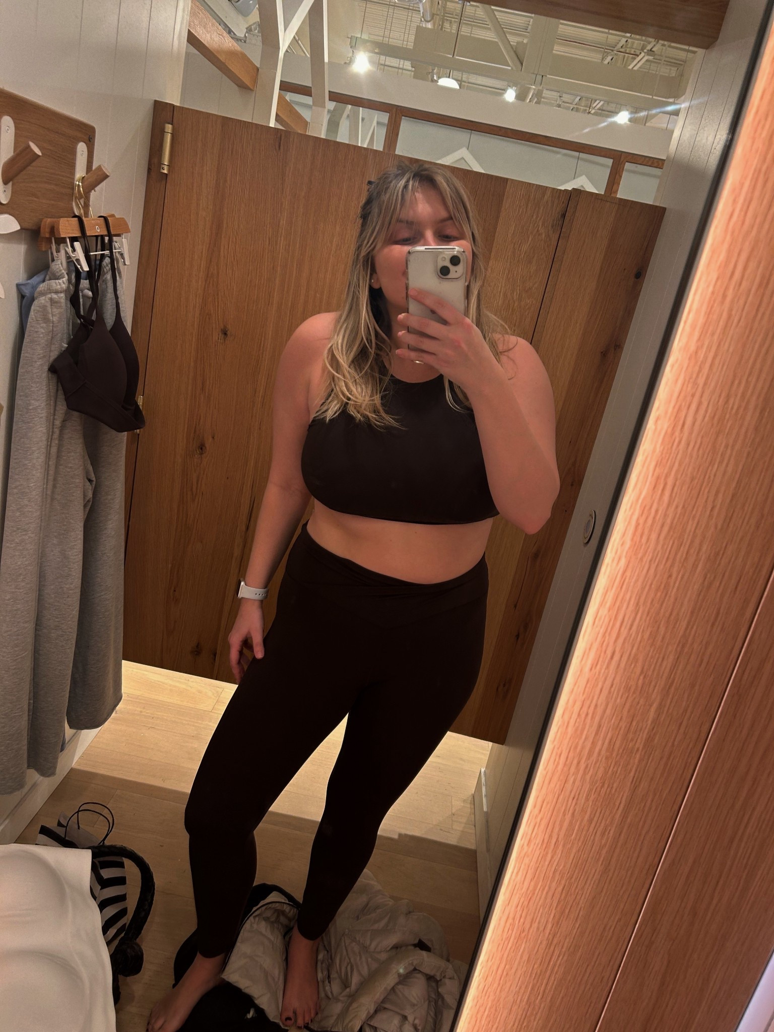 Sweat-ready but still sleek — espresso brown tones, elevated lines. Shop this @Aerie exercise set linked below!

#ModernMinimal #ActiveChic #BoujeeBasics #AerieEveryday #WarmNeutrals #LTKLook

#LTKdayinmylife #LTKActive #LTKfitnessgoals