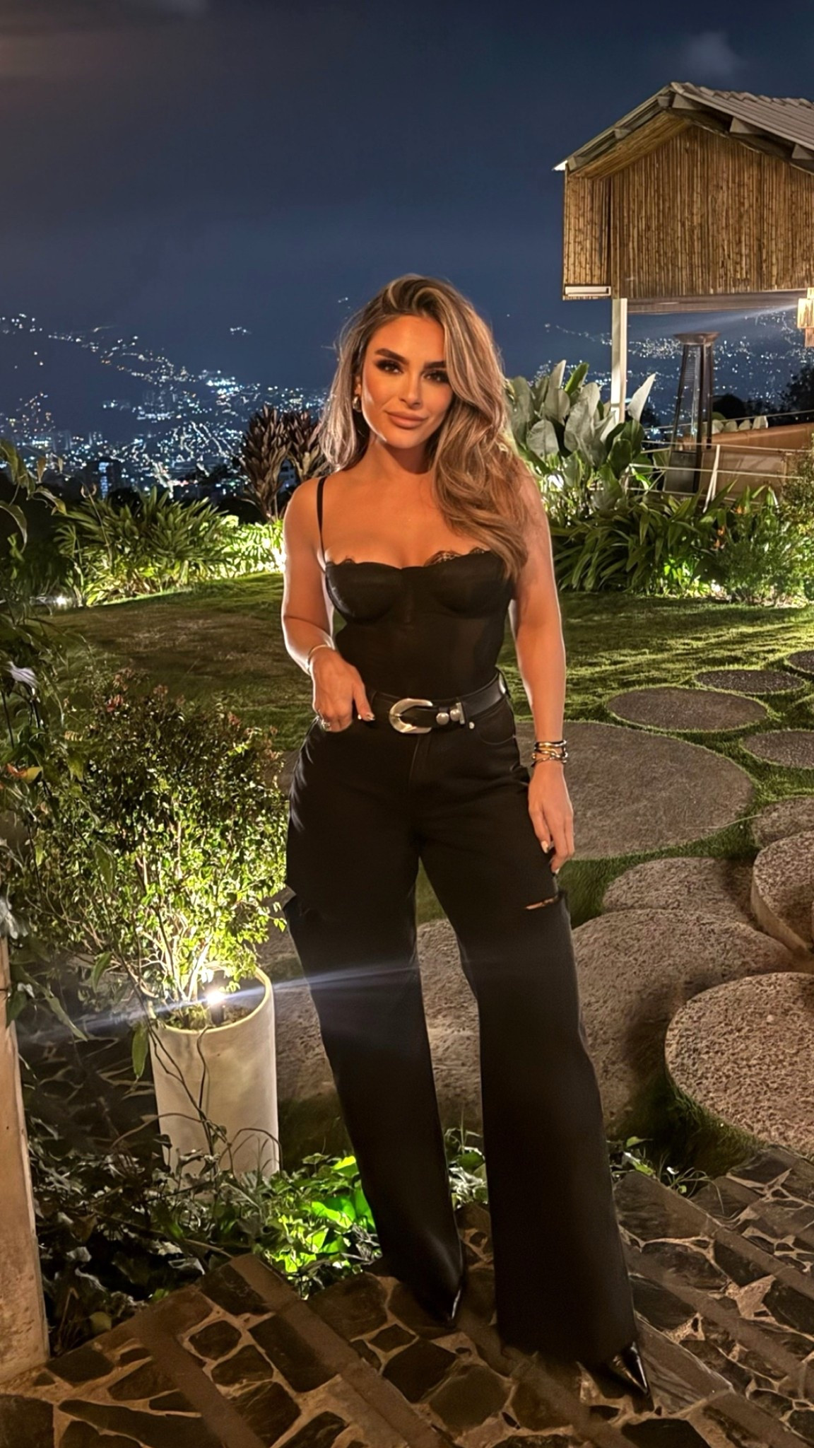 The perfect edgy black jeans with a corset top. A staple in my closet 

#LTKStyleTip #LTKU #LTKSaleAlert