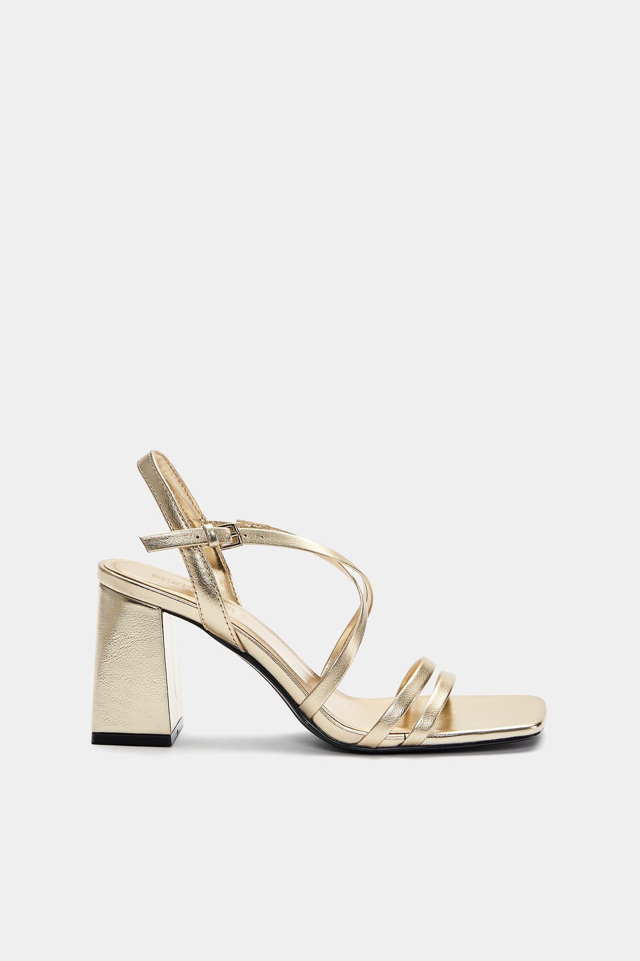 High-heel sandals with crossover straps | PULL and BEAR UK