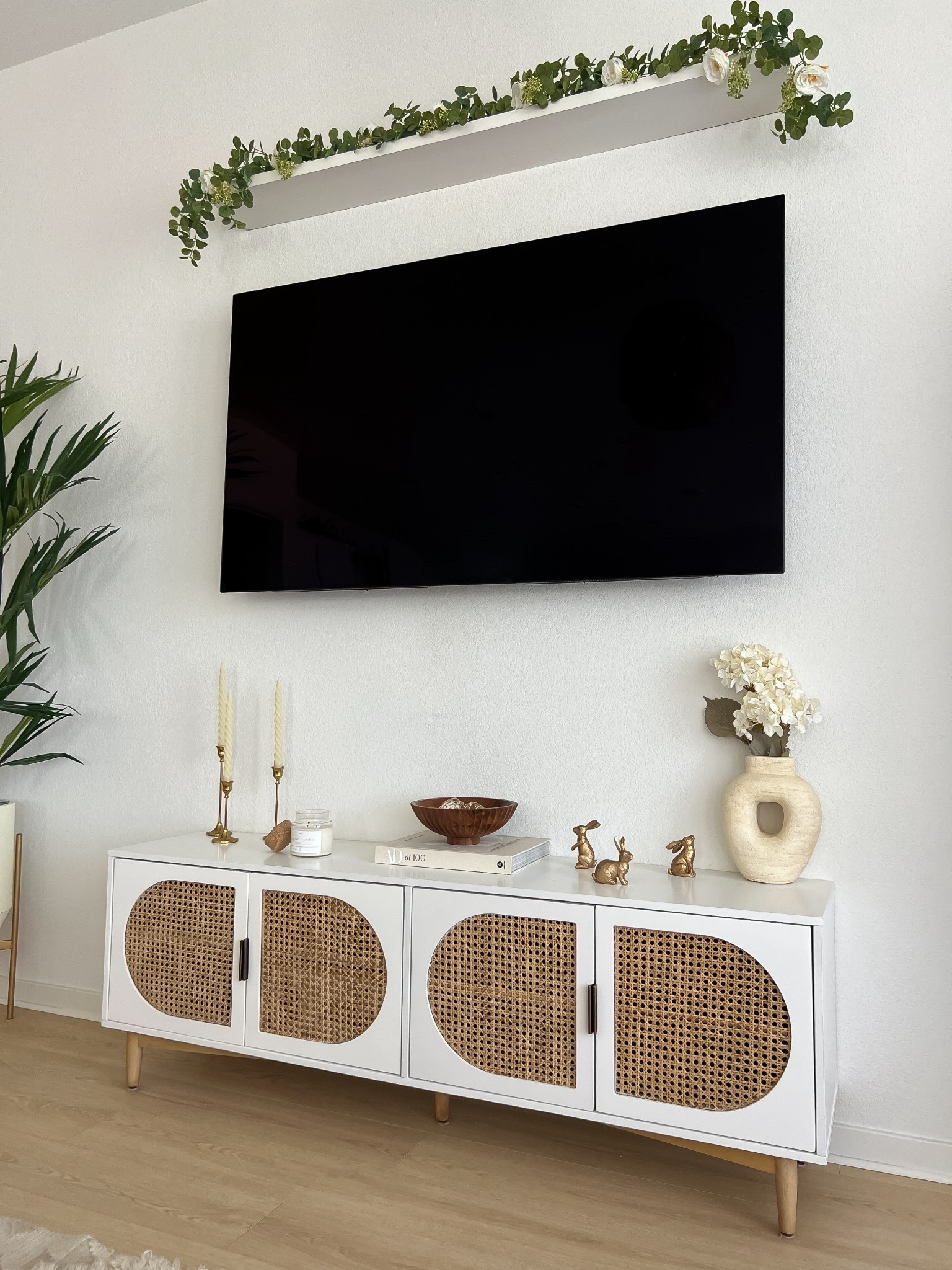 Tv console table decor | tv console decor, tv console styling, tv media console, home decor, neutral home decor, neutral decor, amazon home, amazon home decor, amazon finds, amazon home finds, target home, target home decor, target finds, target home finds

#LTKFindsUnder50 #LTKFindsUnder100 #LTKHome