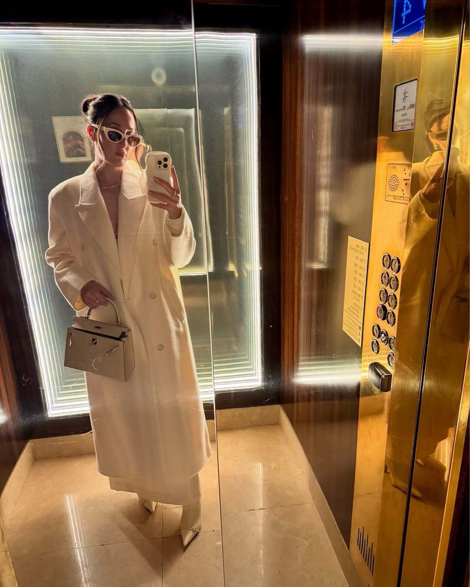 en route 

#LTKStyleTip