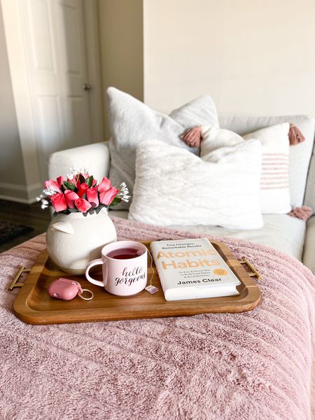 These Cozy Pillows & Throws are from target. 




#Target #Target decor #Target home #Home decor #vase #Flower vase #Throw pillows #Throws #Coffee mug #Blanket #pink decor #cozy decor #Amazon #walmart #Home finds #Target finds

#LTKhome #LTKHoliday #LTKSeasonal
