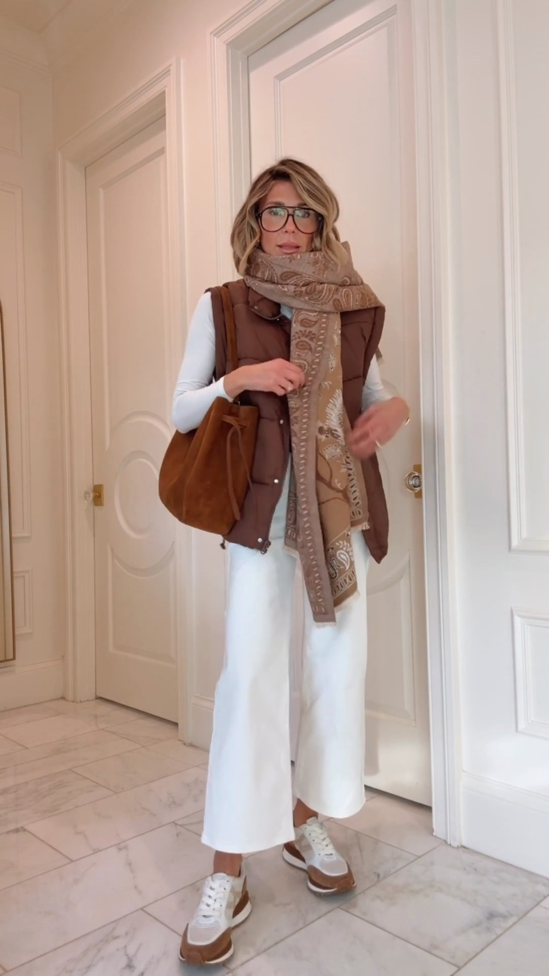 The white jeans I keep reaching for and exactly how I’d style them right now 🤍The white jeans I keep reaching for and exactly how I’d style them right now 🤍

#LTKfinds #EverydayStyle #SpringStyle

#LTKootd