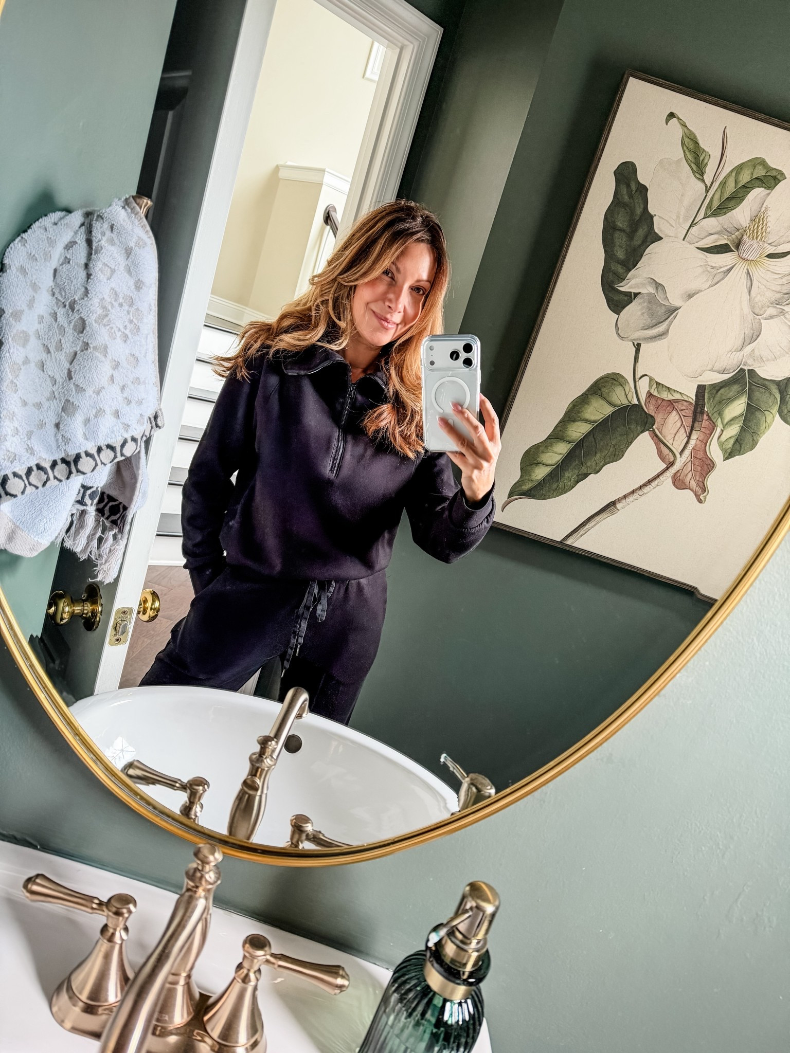 Sunday comfy mode ☕️🕯️ Cozy loungewear that’s soft, easy, and perfect for a day of decking the halls (or just sipping coffee before the chaos 🎄). 

#LTKStyleTip #LTKHoliday #LTKActive