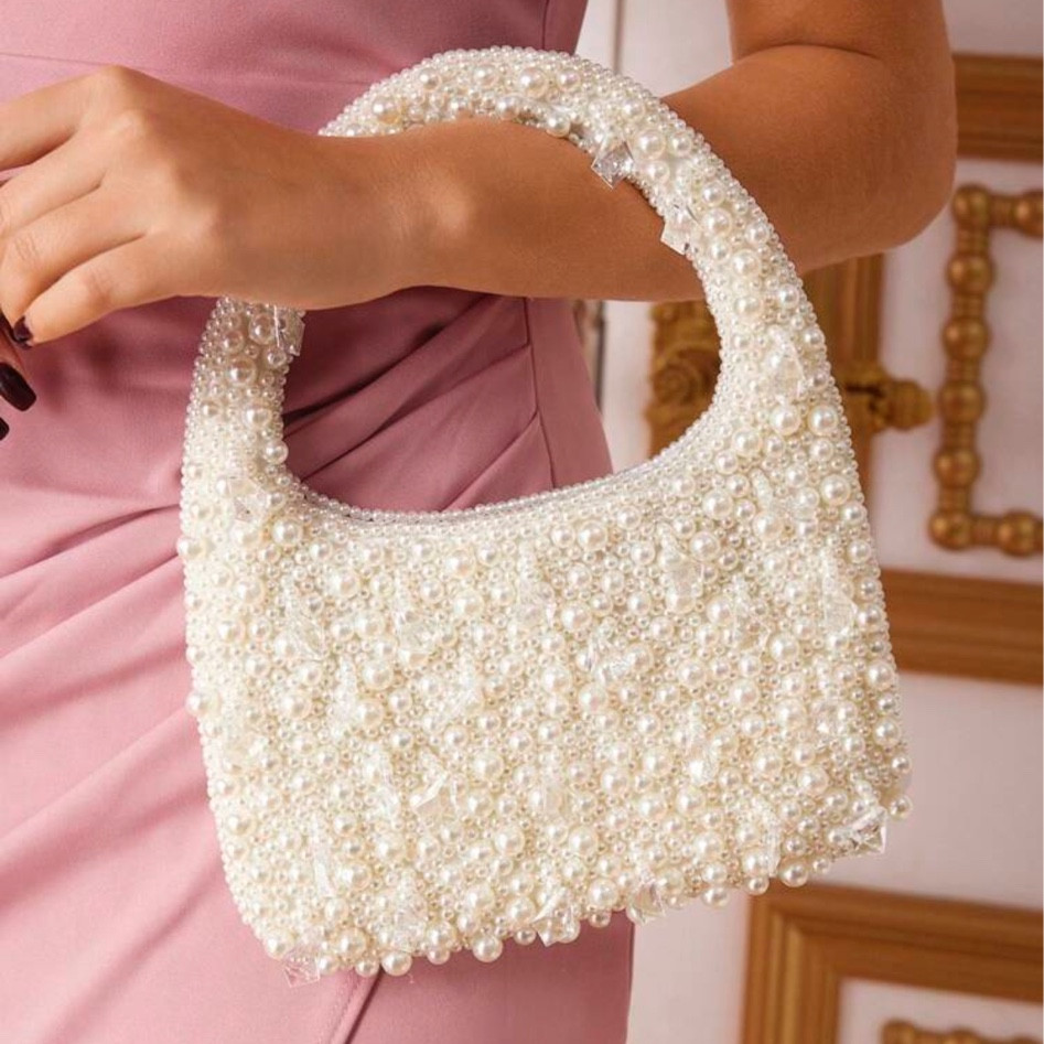 White handbag, white purse, pearl detail, pearl bag, shoulder bag, white shoulder bag

#LTKStyleTip #LTKFindsUnder50 #LTKItBag