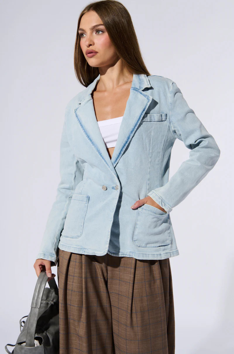 ROBYN DENIM BLAZER | AKIRA