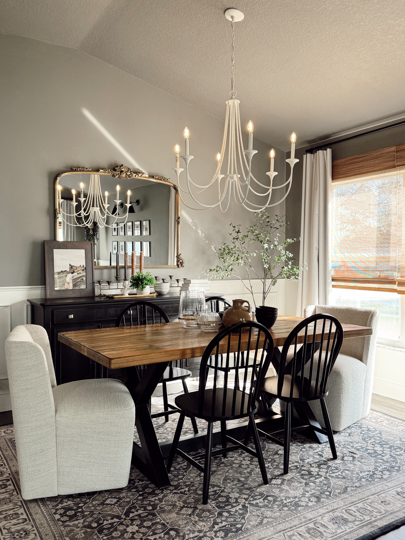 Arhaus chandelier on sale! 💯

#LTKSpringSale #LTKhome #LTKsalealert