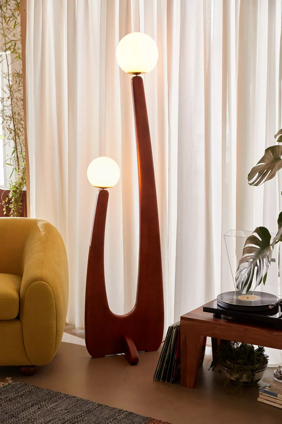 Yoji Floor Lamp | Urban Outfitters (US and RoW)