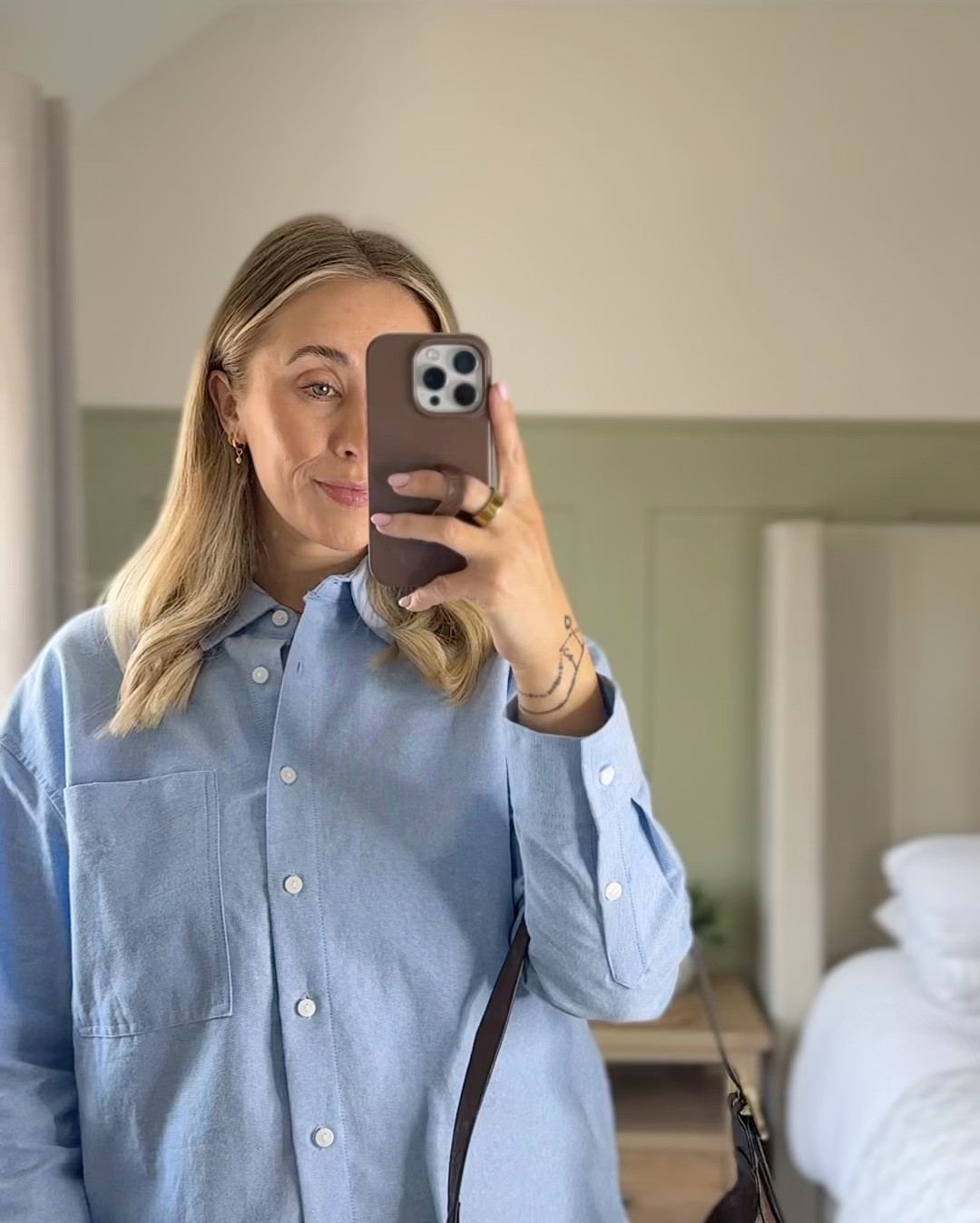 Proof is in the pudding! 🩵

One blue linen shirt, three outfits 🤌🏼

#LTKuk #LTKspring