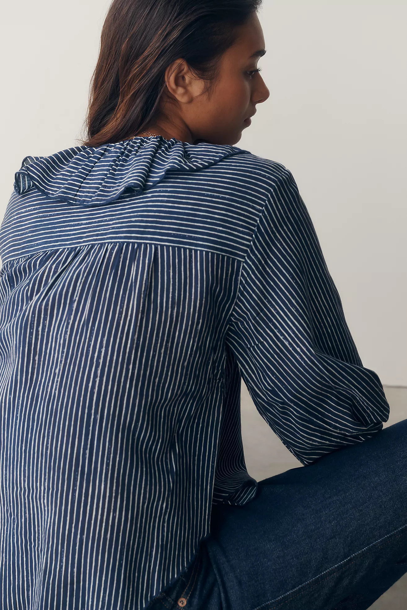 Pilcro Remy Shrunken Ruffle Collar Buttondown Shirt | Anthropologie (US)