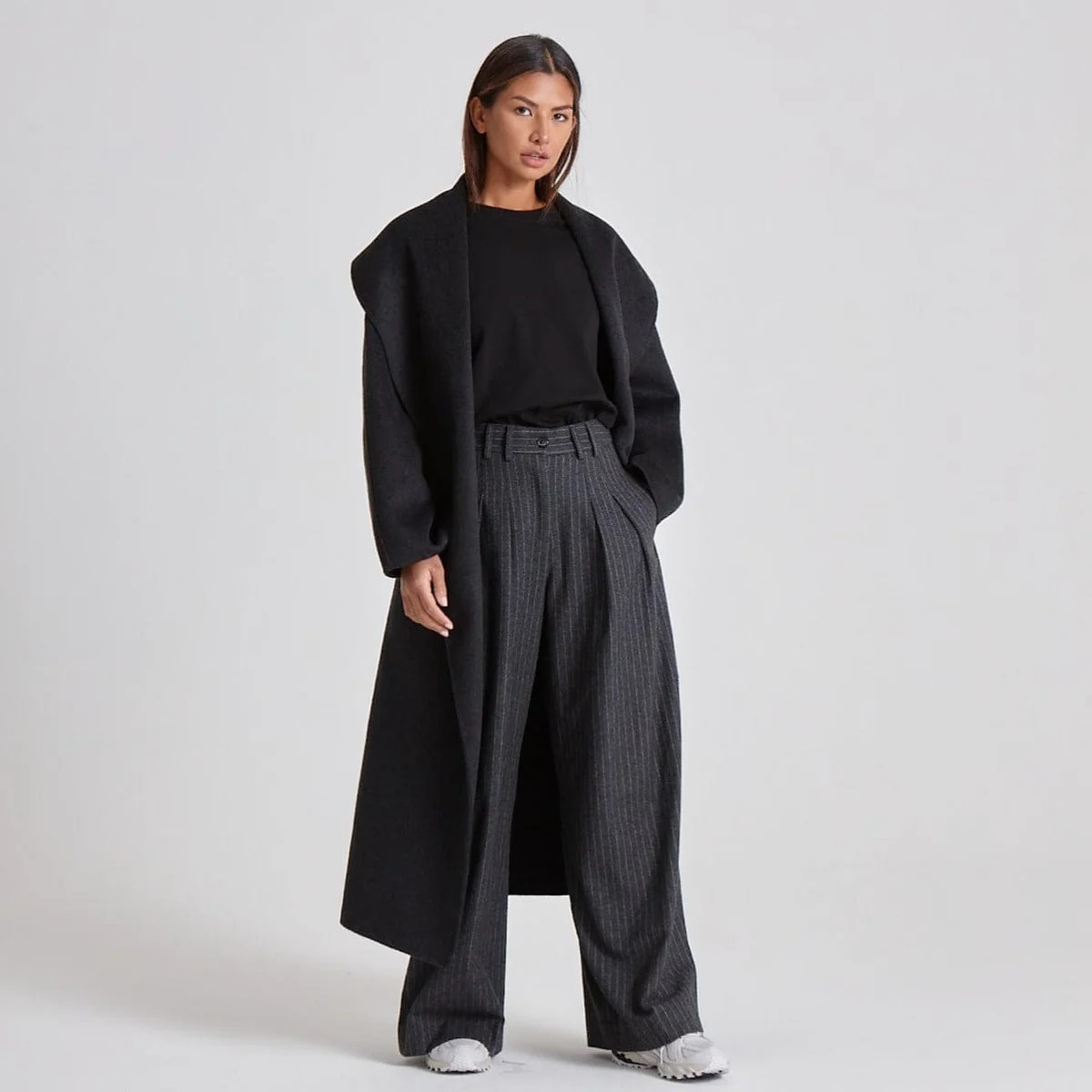 TAILORED PINSTRIPE WIDE LEG TROUSERS - CHARCOAL | WAT The Brand