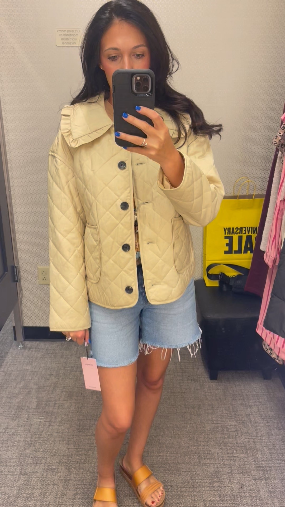 Darling coat from the Nordstrom Sale

Wearing a size Small

#nordstrom #nordstromsale #nsale

#LTKSaleAlert #LTKStyleTip #LTKFindsUnder100