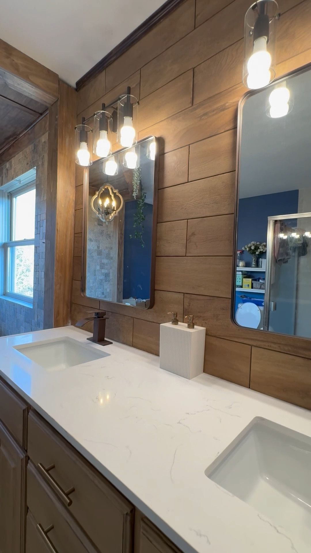 All the links from the vanity makeover!