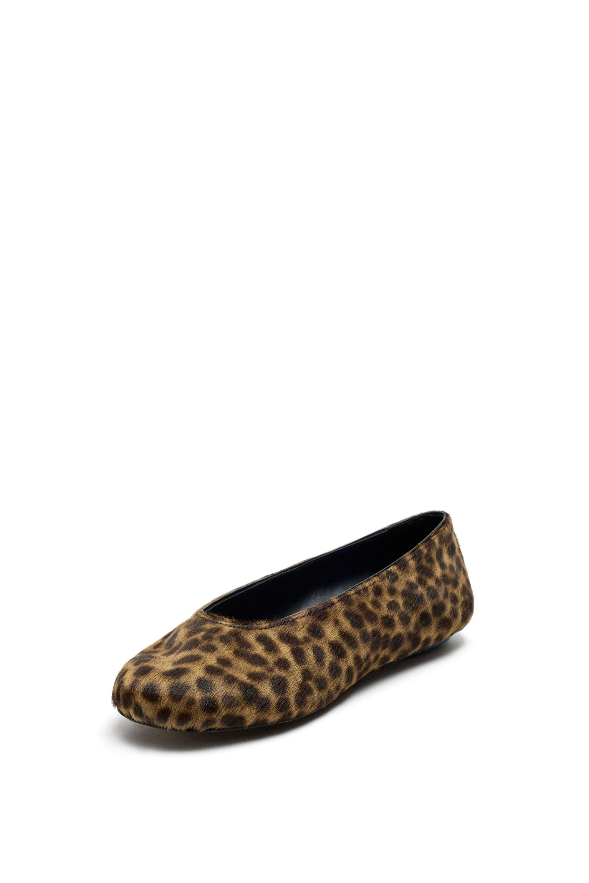 Printed leather ballet flat with fur finish - LEOPARD | Massimo Dutti US