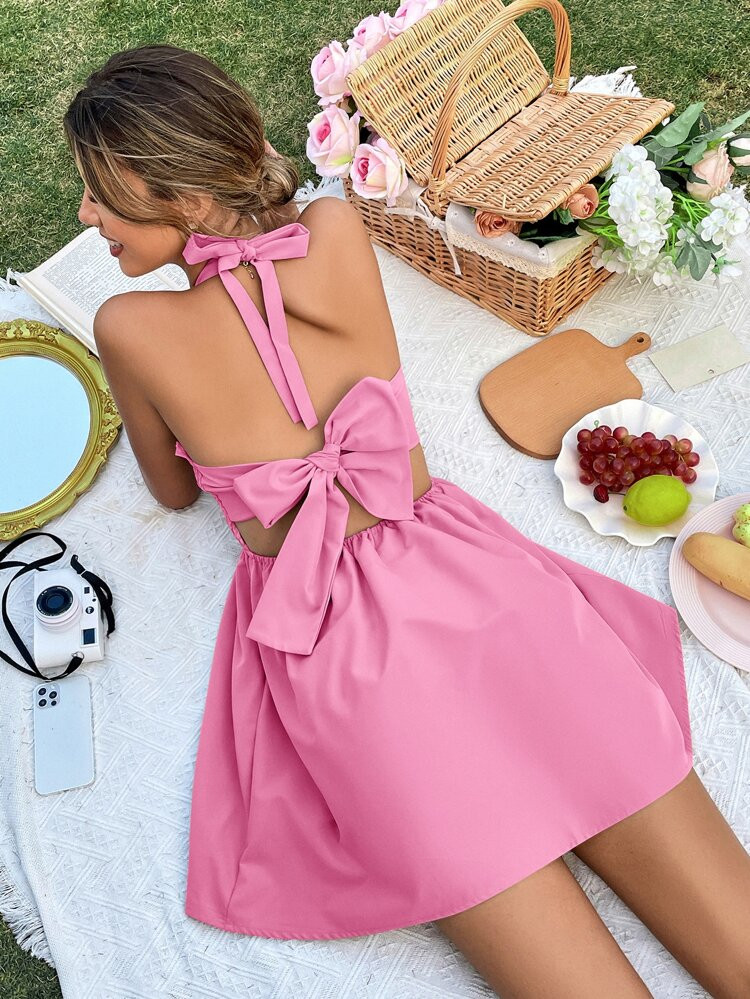 Tie Backless Shirred Bodice Halter Dress | SHEIN