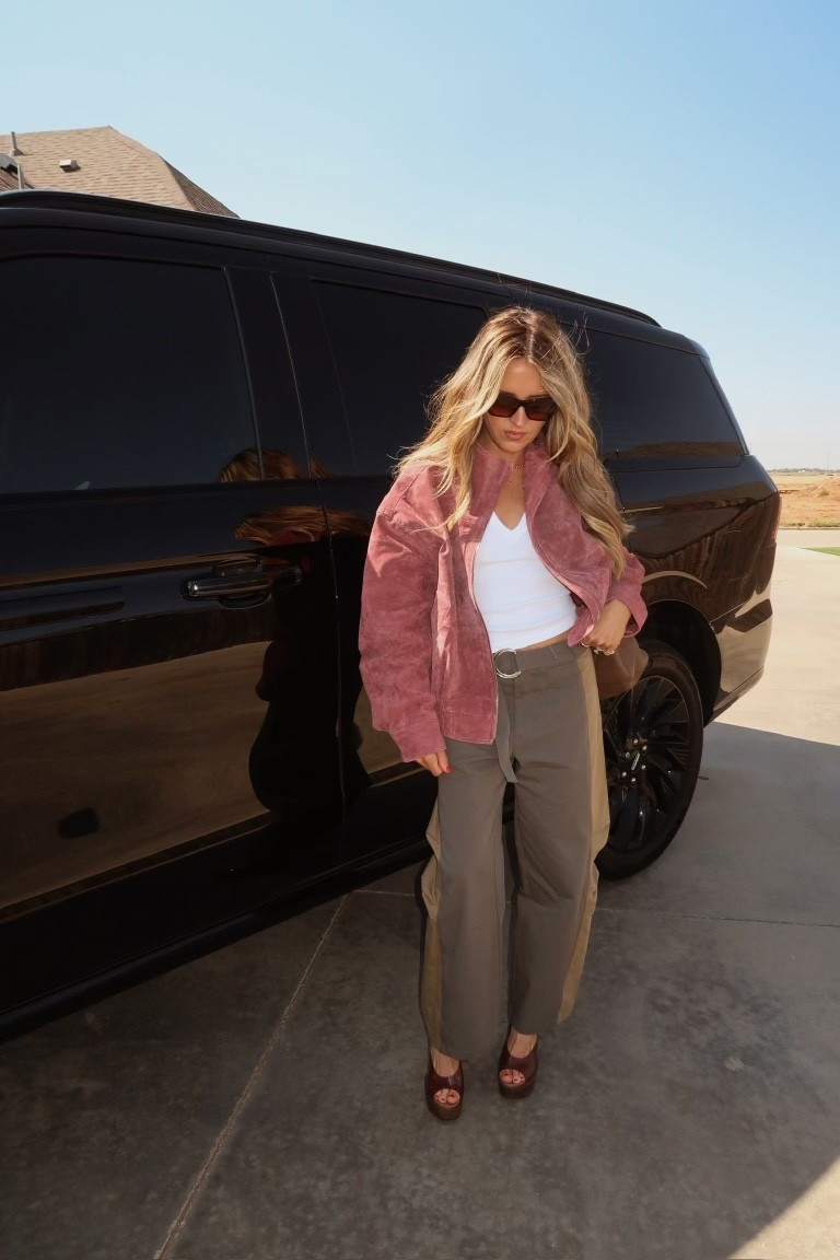 The jacket everyone’s been loving! 

fall fashion, women’s fall fashion, fall outfits, trendy fashion, petite fashion ￼

#LTKootd