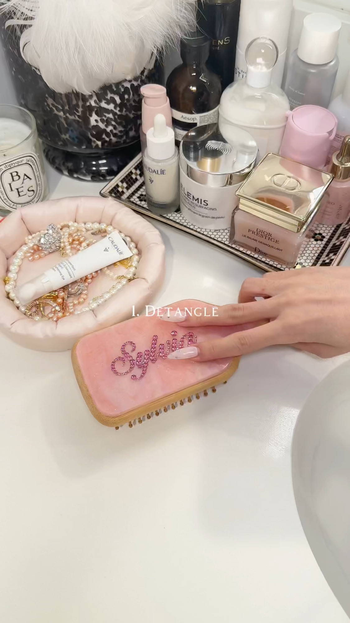14 steps haircare routine 

#LTKBeauty