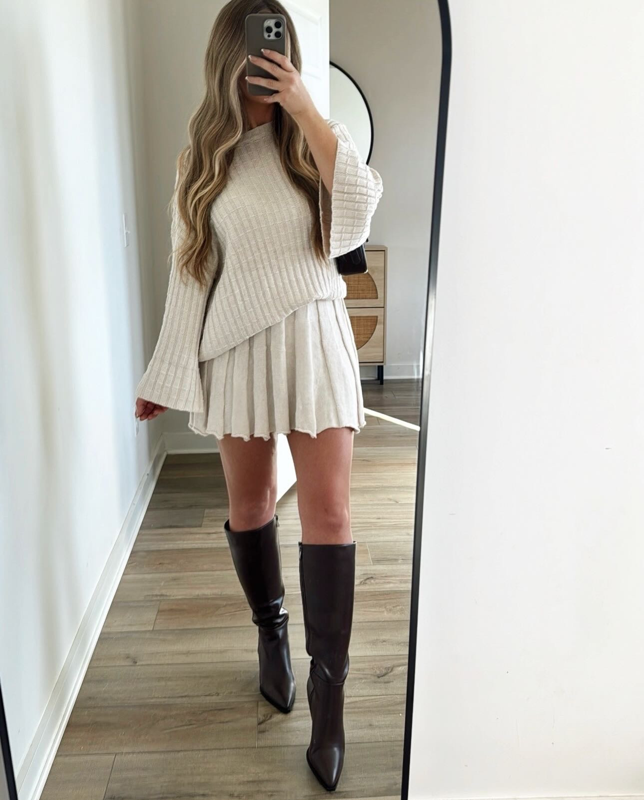Thanksgiving inspo wearing my new fav boots🤎 You can shop this look linked on my Amazon + LTK🫶

#LTKSeasonal #LTKHoliday #LTKShoeCrush
