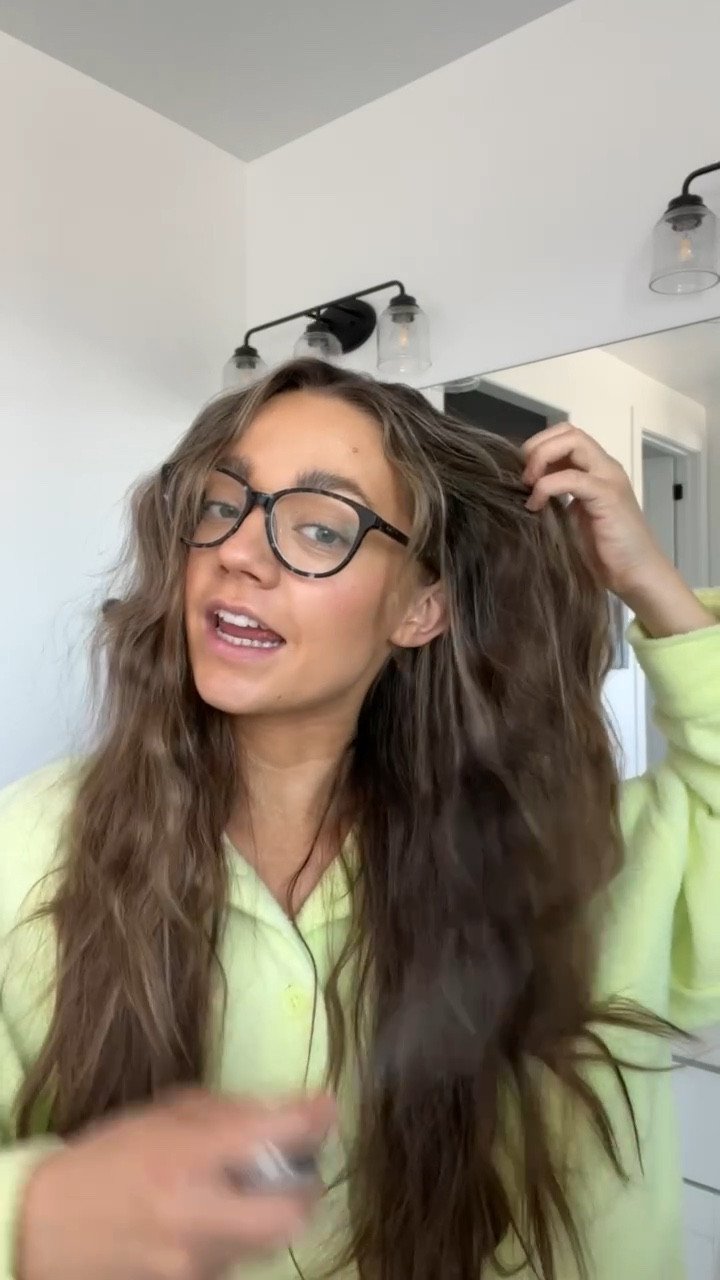 I’m obsessed with this hair spray!! 😆 It smells AMAZING! Never leaves my hair crunchy + gives me volume without weighing my hair down!! 🙌🏼

#LTKfindsunder50 #LTKbeauty #LTKVideo