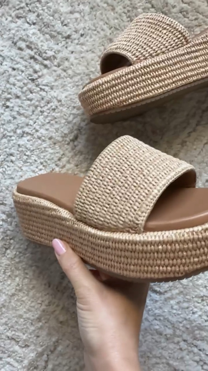 Platform sandals
Sandals 

#LTKSeasonal
