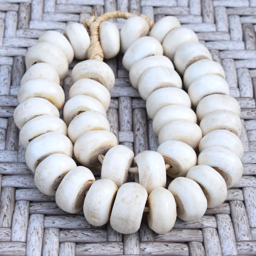 African Rustic White Bone Beads Handmade in Kenya Strand of 40 - Etsy | Etsy (US)