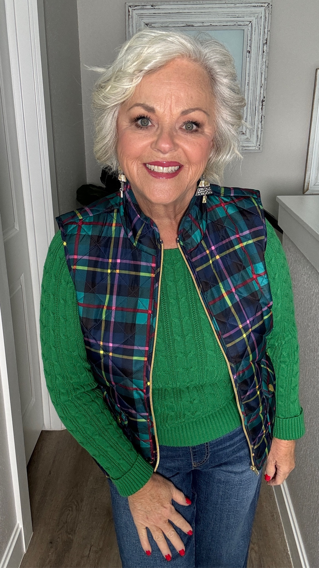 Baby, it’s cold outside—but that’s not stopping me! Staying cozy, comfy, and still looking pulled-together for all my Christmas errands.
And the best part? This whole look is adorable, budget-friendly, and size inclusive. 🎁✨

#LTKMidsize #LTKHoliday #LTKOver40