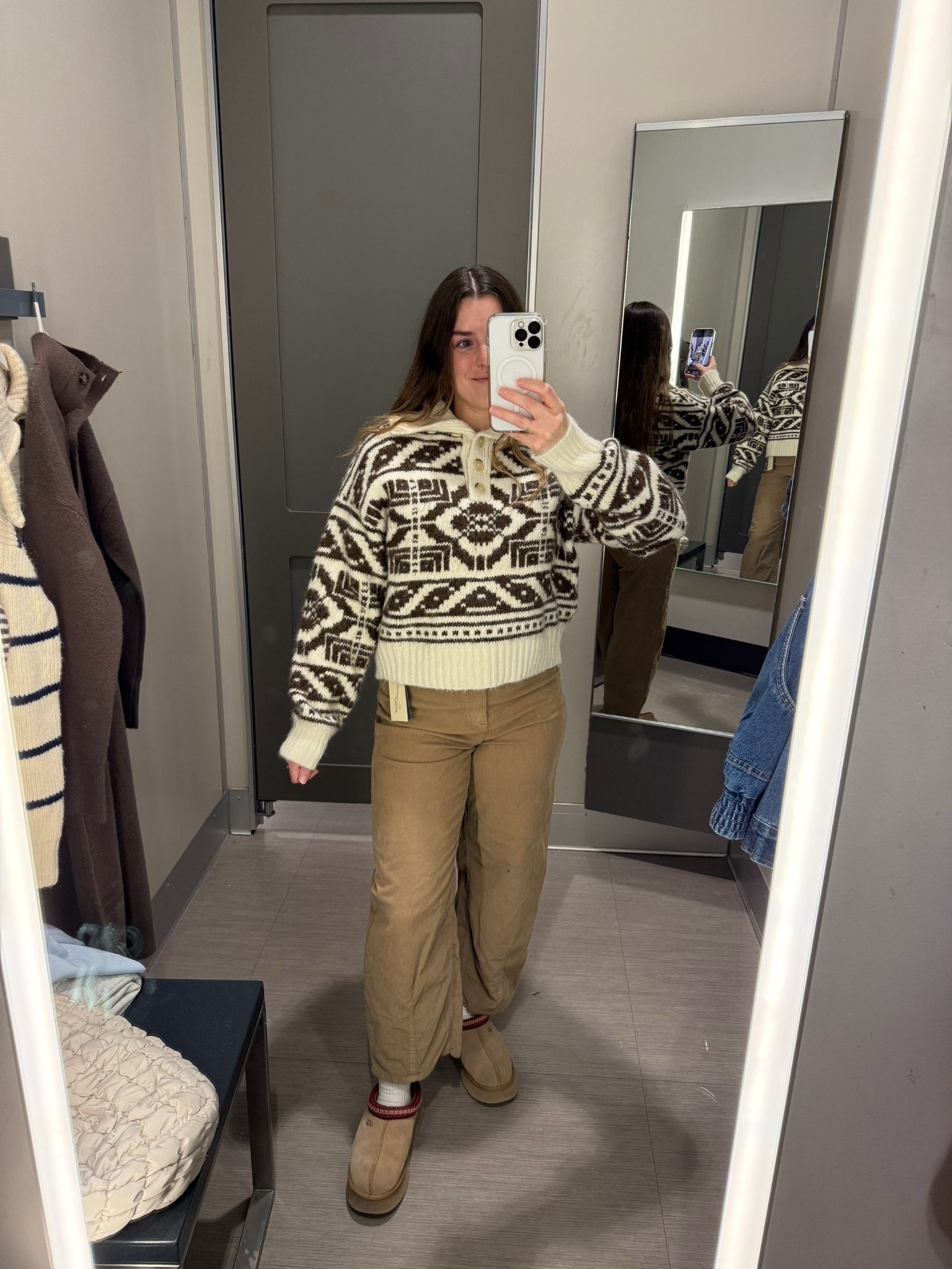 Casual New Year’s Eve outfit, NYE outfit, holiday outfit, cozy sweater, barrel jeans, corduroy jeans, winter outfit 

#LTKootd #LTKHoliday #LTKSeasonal