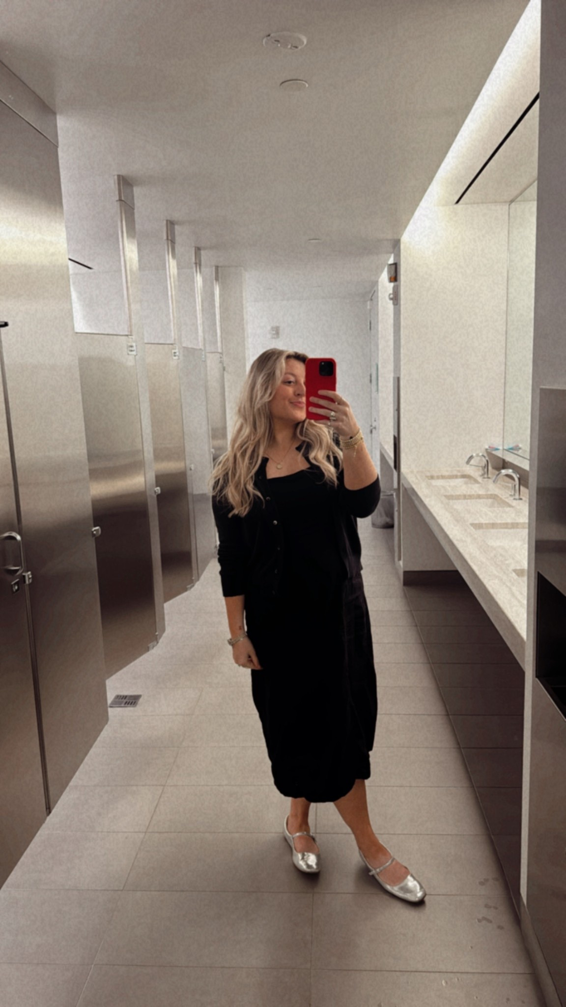 Easy work day outfit 

#LTKBeauty #LTKWorkwear #LTKFindsUnder100