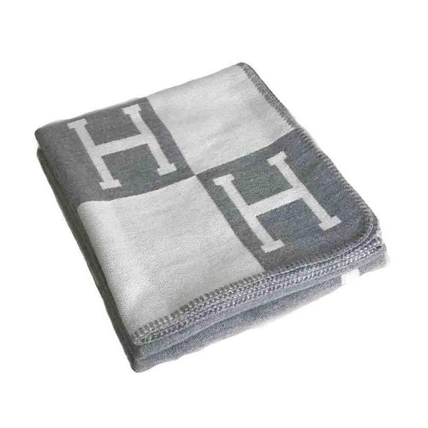 AIRI 53" x 67" Gray Solid Turkish Wool Avalon Throw H Blanket - Walmart.com | Walmart (US)