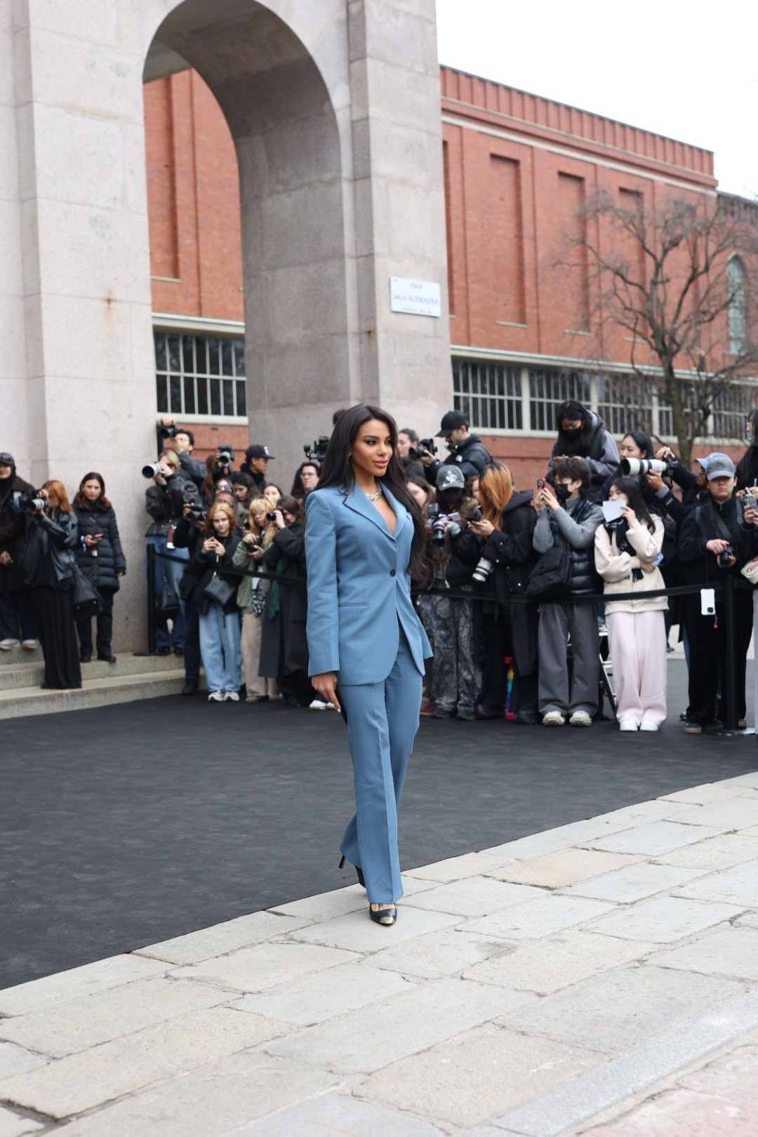 Must have Ferragamo pieces spotted at Milan Fashion Week 💙
