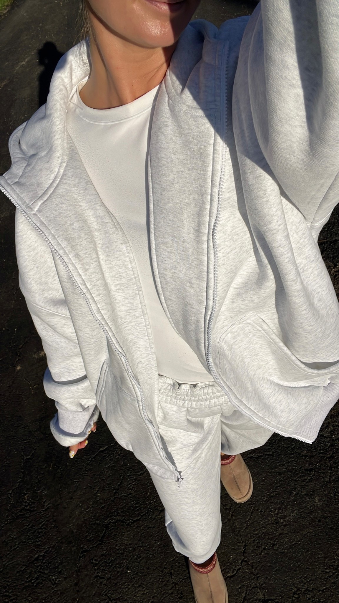 The best set ever 🤍🧸

#comfrt #comfrtclothing #comfrtset #comfrtcloud #perfectsweatset 

#LTKFindsUnder100 #LTKSeasonal #LTKTravel