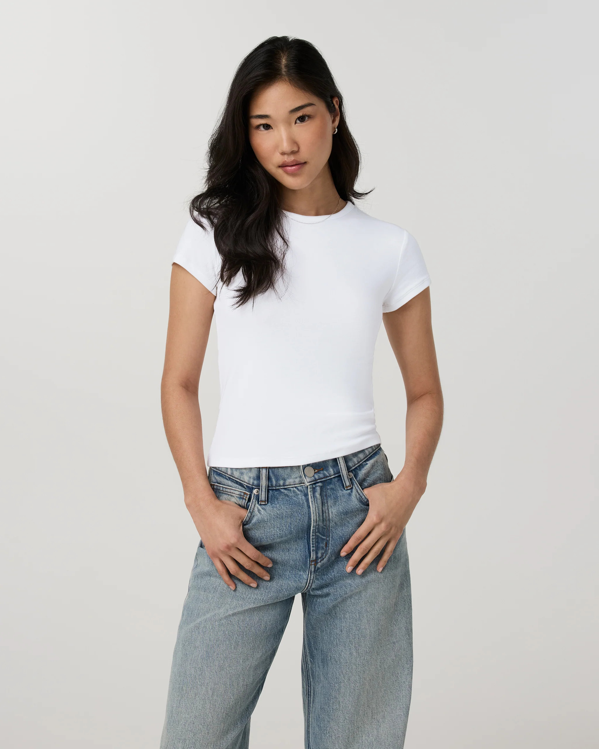 Everyday Cotton Stretch Fitted Tee | Vuori Clothing (US & Canada)