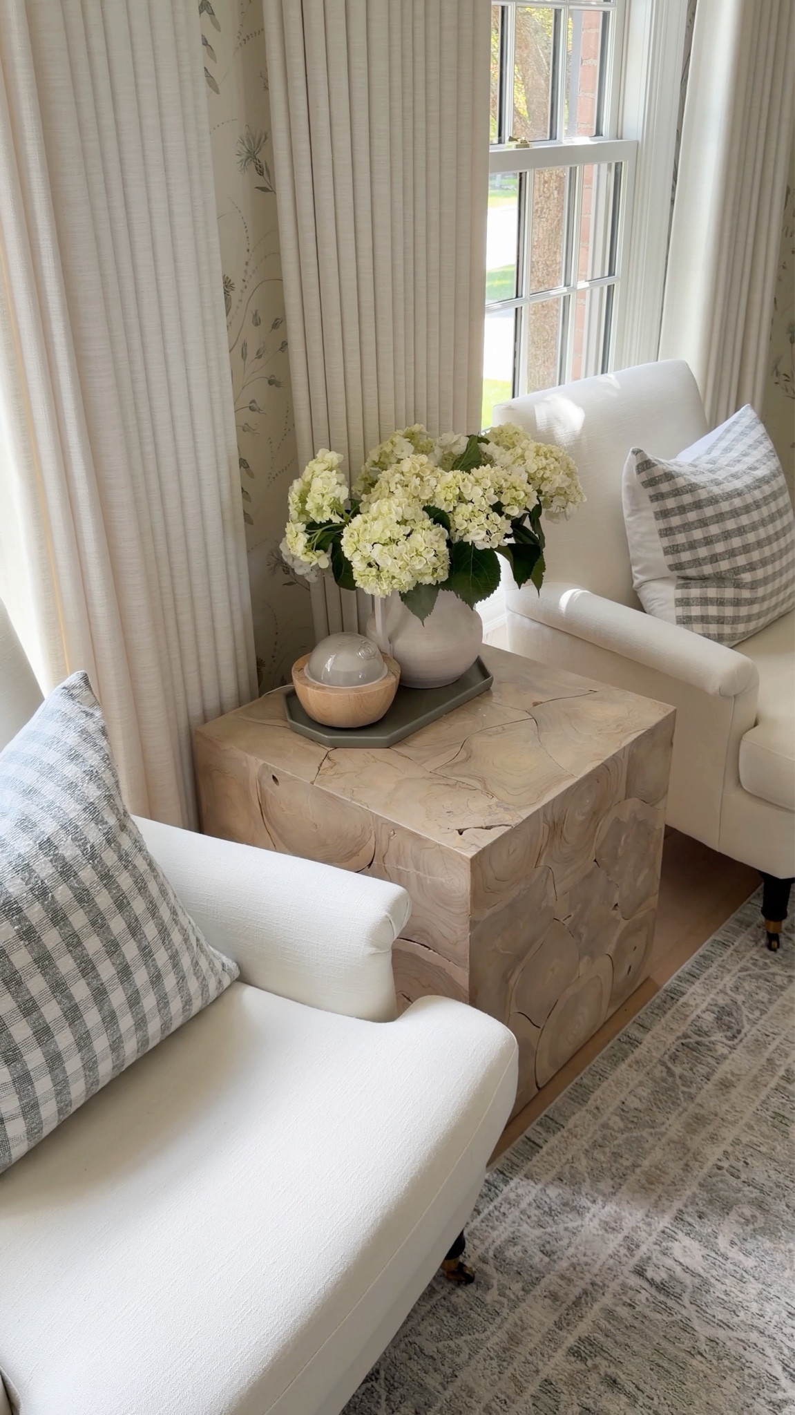 #AD Coastal grandmother season is in full swing! I’ve rounded up all of my classic cottage style finds from @Wayfair that are perfect to refresh any space in your home!
#wayfairpartner #wayfair 

#LTKSaleAlert #LTKHome #LTKSeasonal