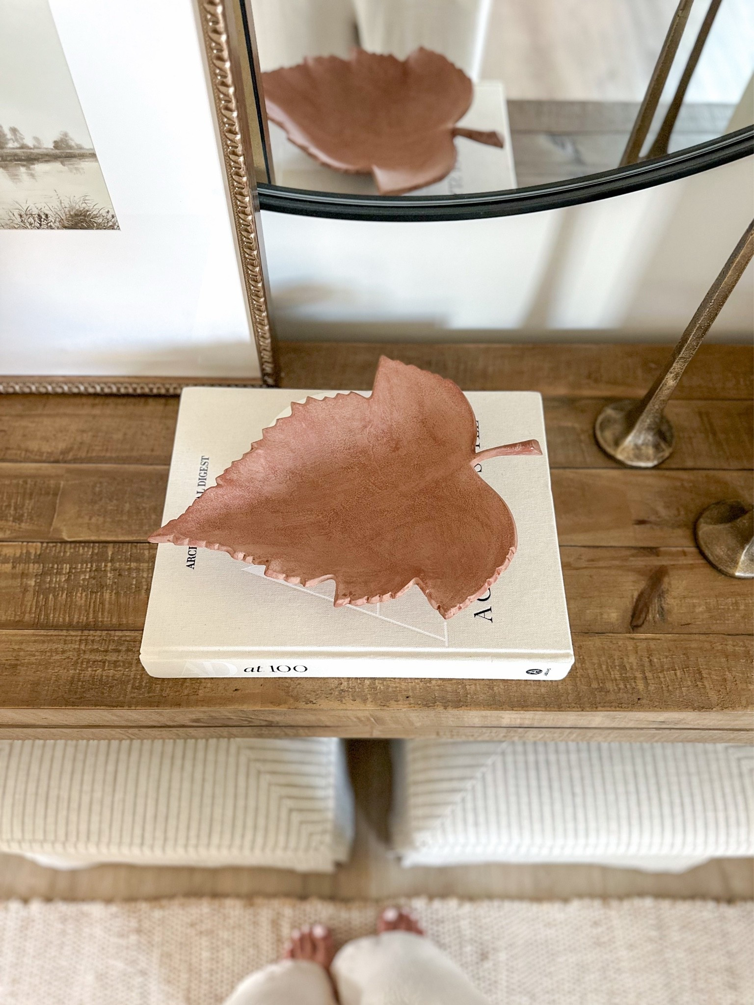 Terracotta leaf bowl
#falldecor #leafbowl #potterybarn #entryway #fallconsoledecor

#LTKHome #LTKSeasonal