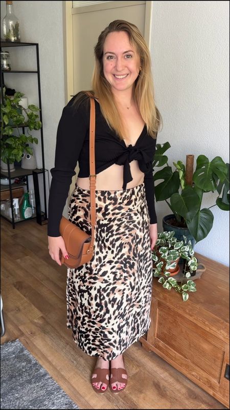 Leopard skirt outfit 

#LTKstyletip #LTKbag #LTKshoes