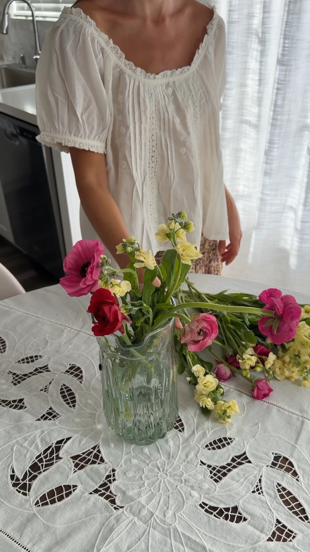 Spinning around refreshing my flowers in this dream top that screams spring!🧺🌸🍃

#LTKSpringSale #LTKootd #LTKdayinmylife