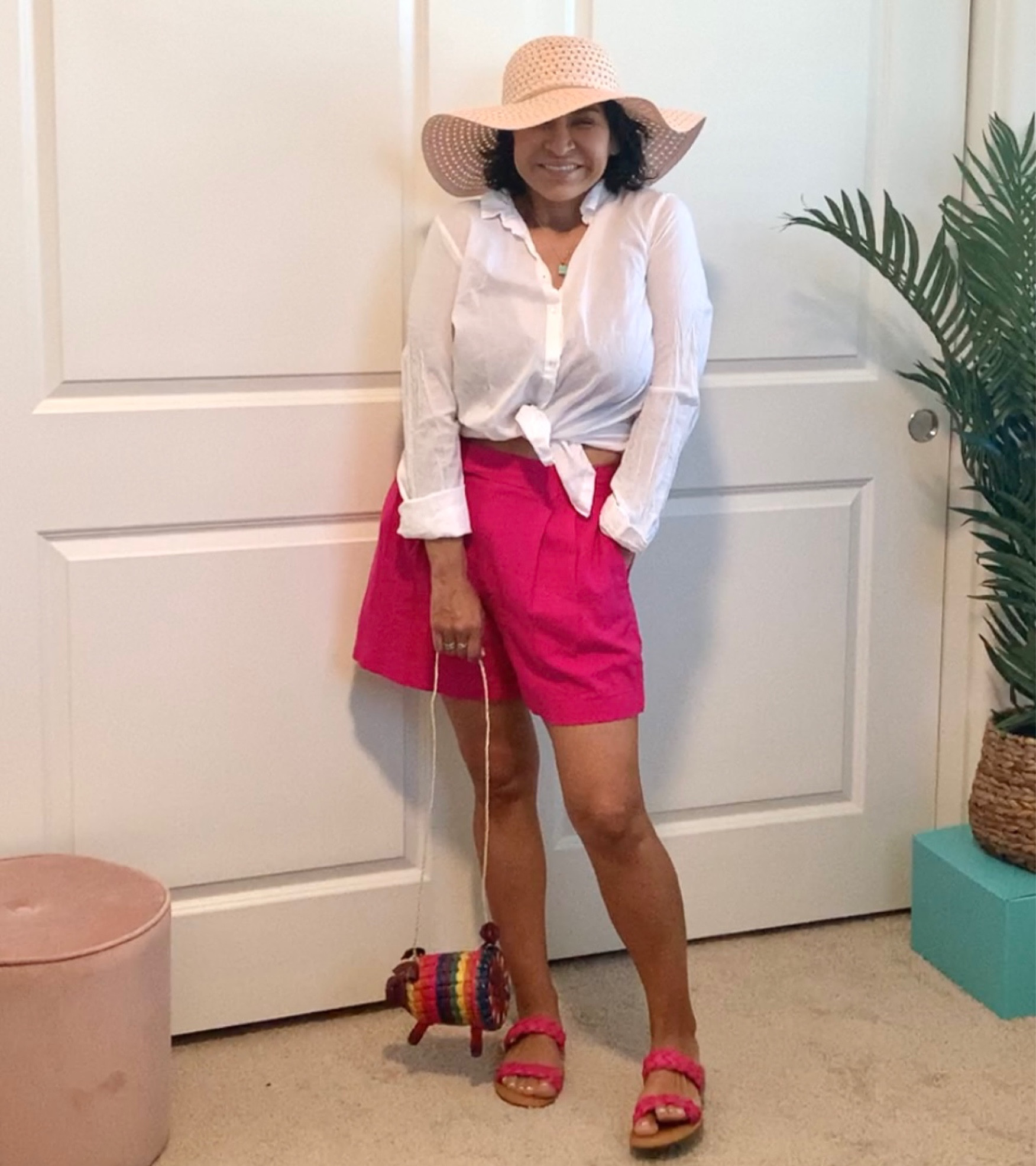 #pink #summer #soring #hotpinkshorts #pinksandals #linentop #linenblouse #pigpurse #piggypurse #pinkhat #vacationlook #vacayvibes #cruise #resort

#LTKstyletip #LTKcurves #LTKshoecrush