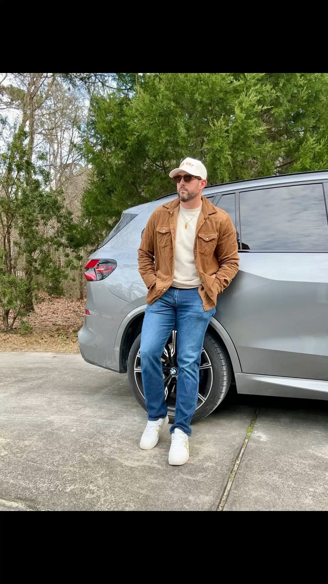 Back on school drop off duty. No more sweats and sweatshirts. Dads can look good too! #ootd

#LTKActive #LTKmens