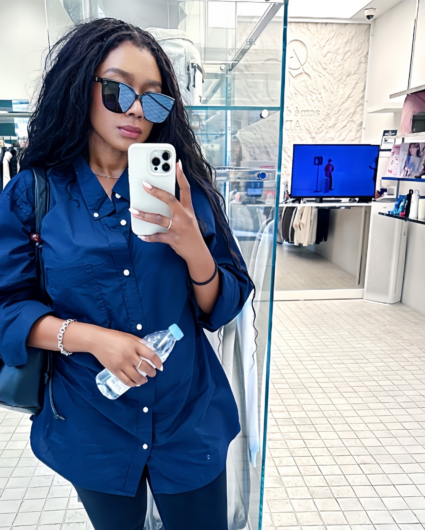 People keep saying Korea looks good on me, I lowkey see it 🤍🇰🇷👀 #korea #seoul