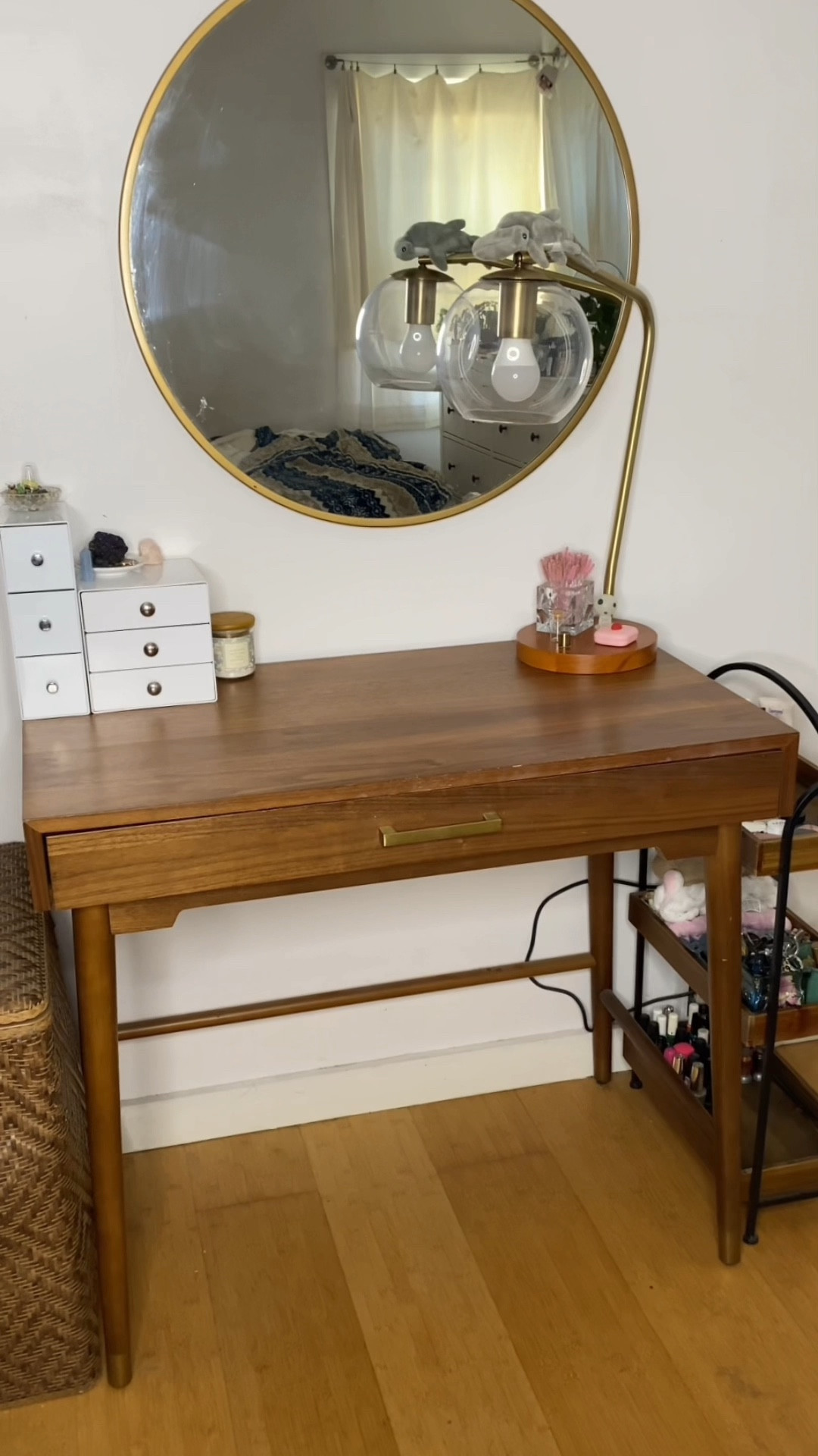 cleaning my desk <3

#LTKhome #LTKU #LTKbeauty