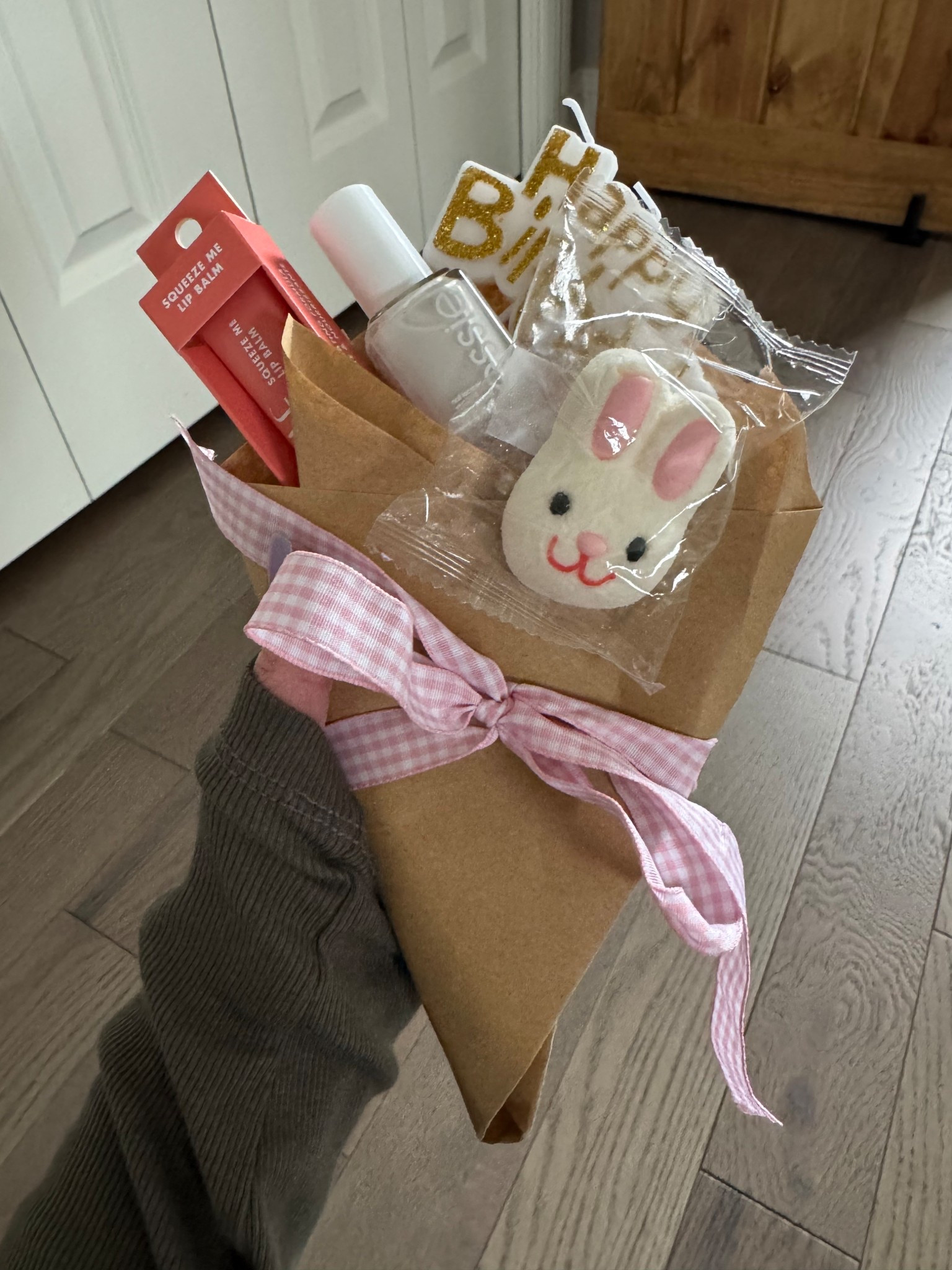 Friend gift ideas 
Gifts for women 
Cute gift ideas 
Mini bouquets 