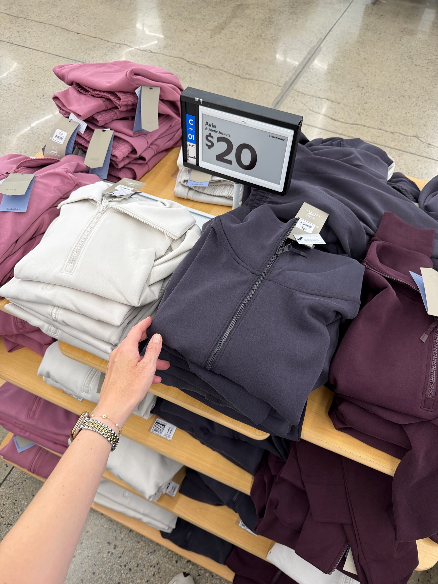 Walmart scubaknit pullovers and matching jogger pants make the perfect everyday set! I’ve done both the small and the medium and actually prefer the small. #walmartfashion