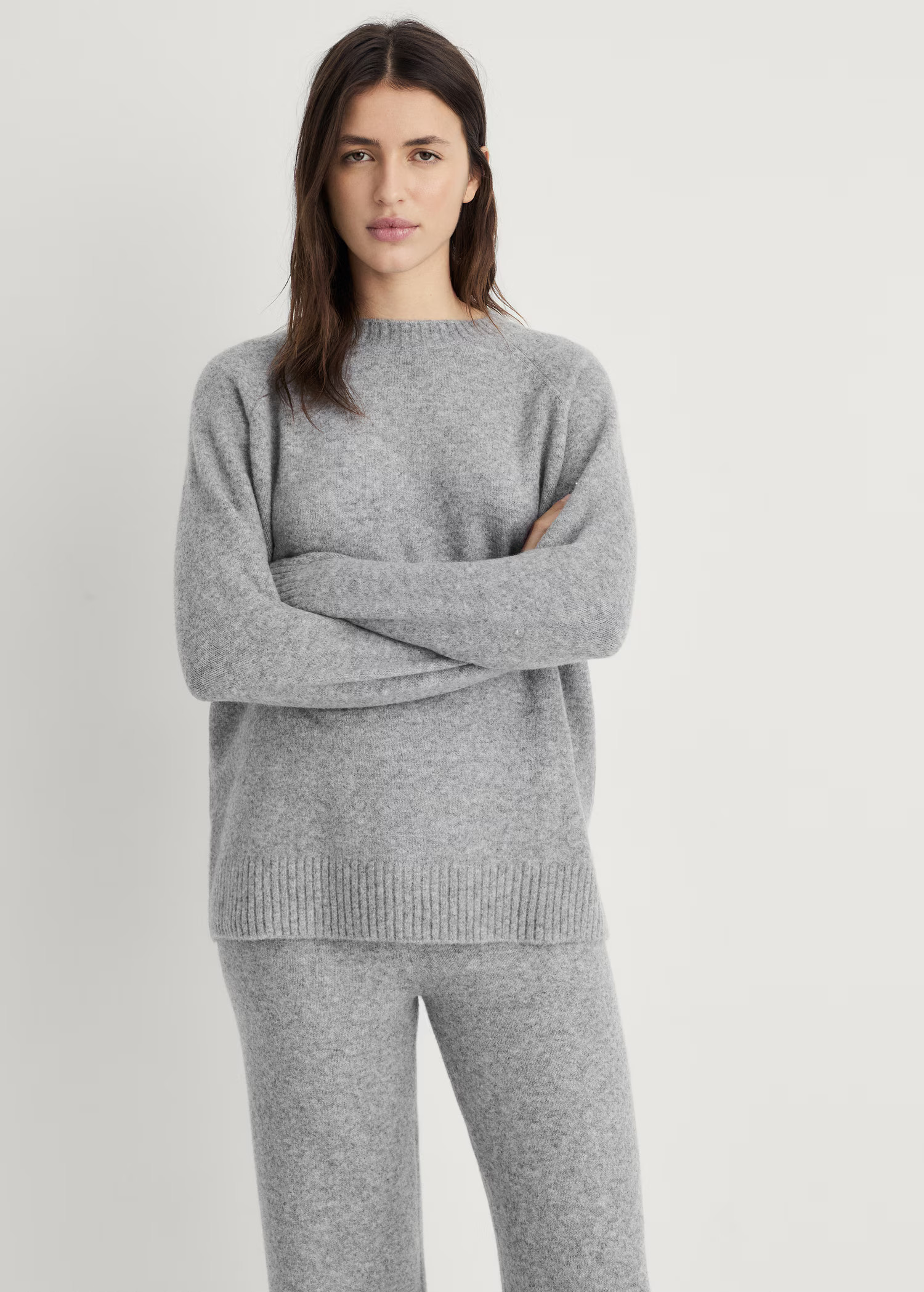 Round-neck knitted sweater | MANGO (UK)
