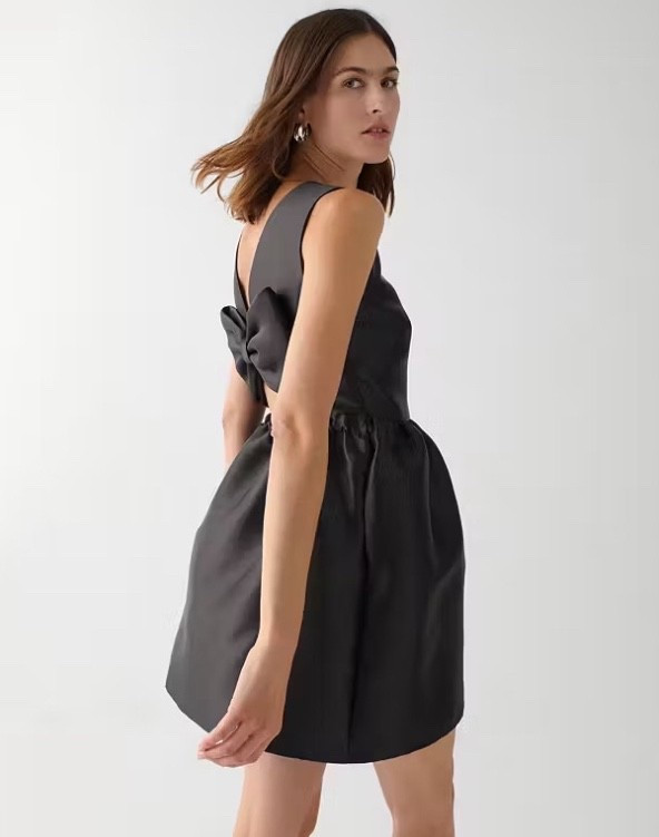 Wedding guest dress - ON SALE - this dress is so cute, a modest front with a fun back design.  Obsessed! 


#LTKWedding #blackdress #cocktaildress #weddingguestdress @Kate Spade 

#LTKSaleAlert #LTKOver40 #LTKU