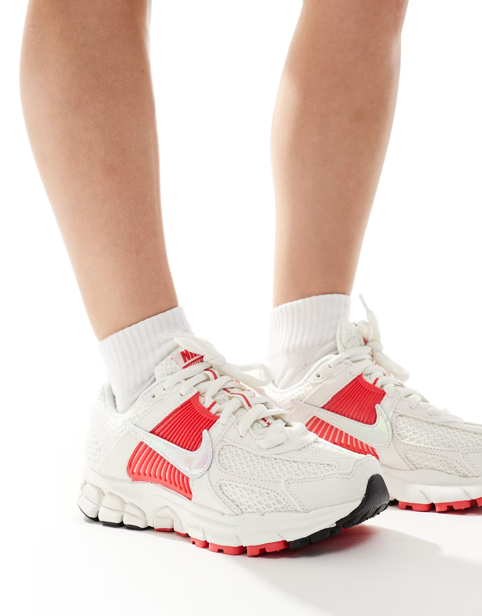 Nike Zoom Vomero 5  trainers in red and pink | ASOS | ASOS (Global)