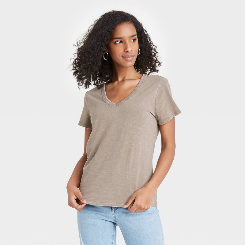Women&#39;s Short Sleeve V-Neck T-Shirt - Universal Thread&#8482;  Gray XS | Target