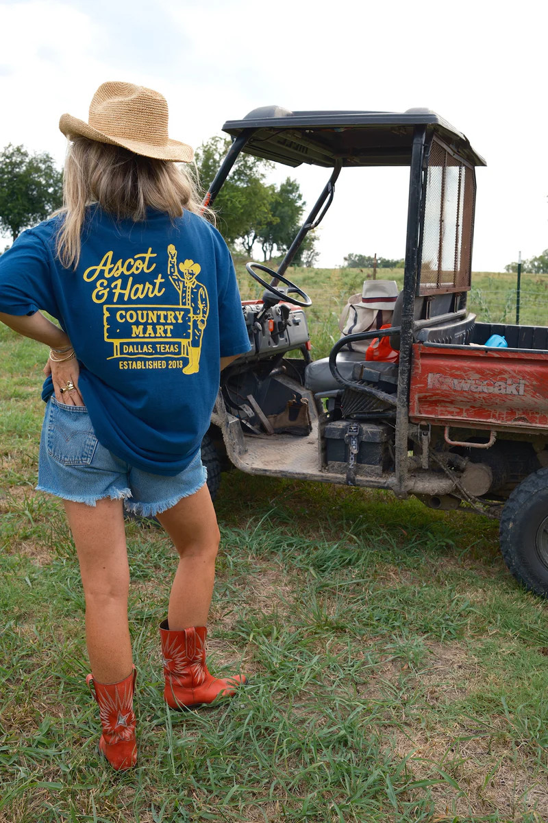 A+H Greetings From Dallas Tee | Ascot + Hart