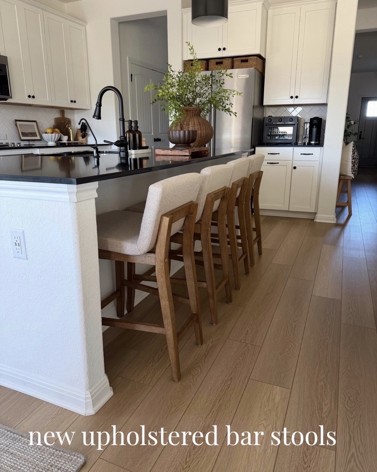 I was craving a change in our kitchen + I’m loving these new bar stools 😍

They are the Brushed Light Brown-Flax color - so pretty!

Bar stools, kitchen island, kitchen styling, clean kitchen, kitchen chair and dining, nathan james, kitchen refresh, open concept home, affordable bar stools, kitchen design, kitchen accessories

#LTKHome #LTKSaleAlert #LTKfoodie
