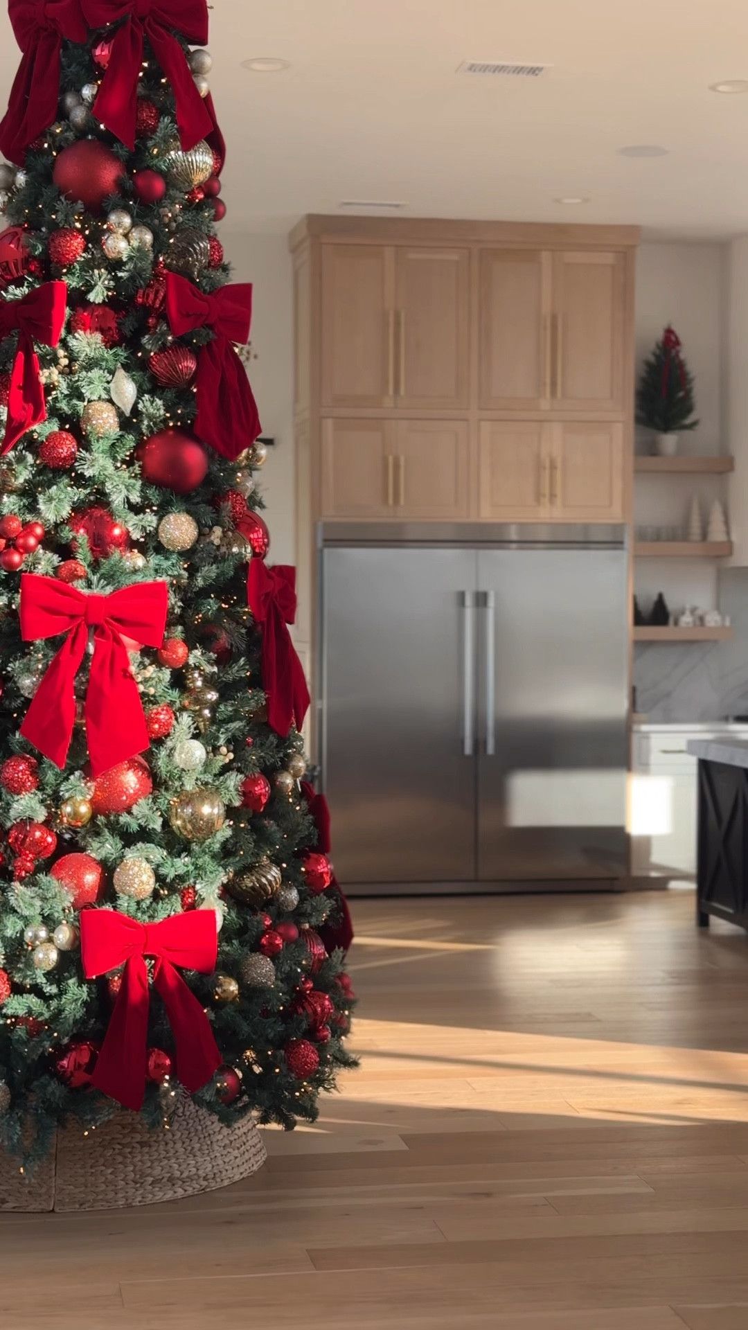 Holiday views!

#LTKSaleAlert #LTKHoliday #LTKVideo